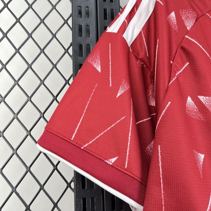 LIVERPOOL HOME 26/27 RED GEOMETRIC SHATTER PATTERN SPECIAL EDITION MASTER VERSION JERSEY WITH LOGO
