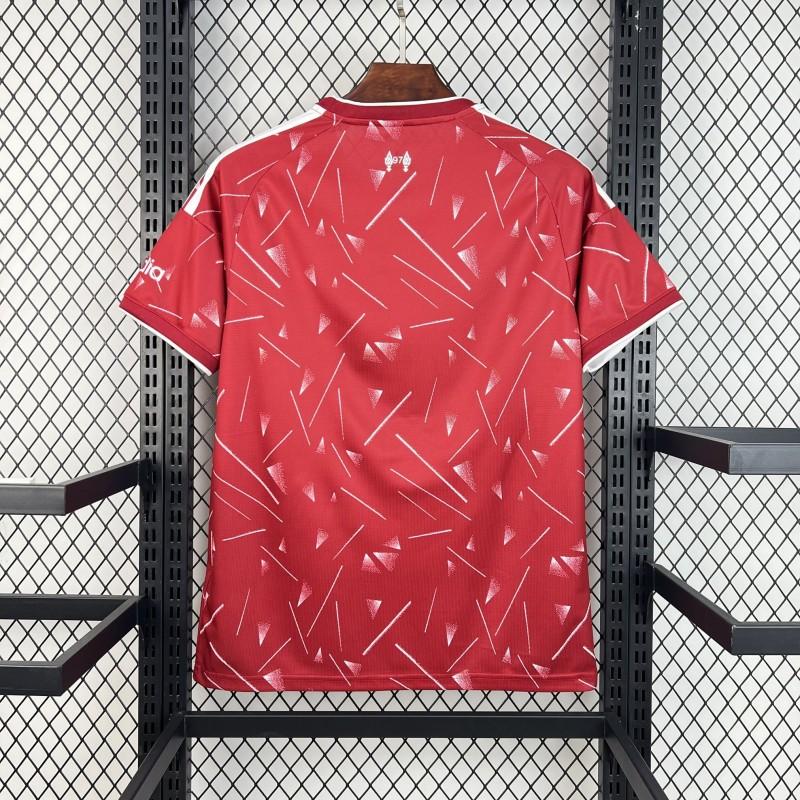 LIVERPOOL HOME 26/27 RED GEOMETRIC SHATTER PATTERN SPECIAL EDITION MASTER VERSION JERSEY WITH LOGO